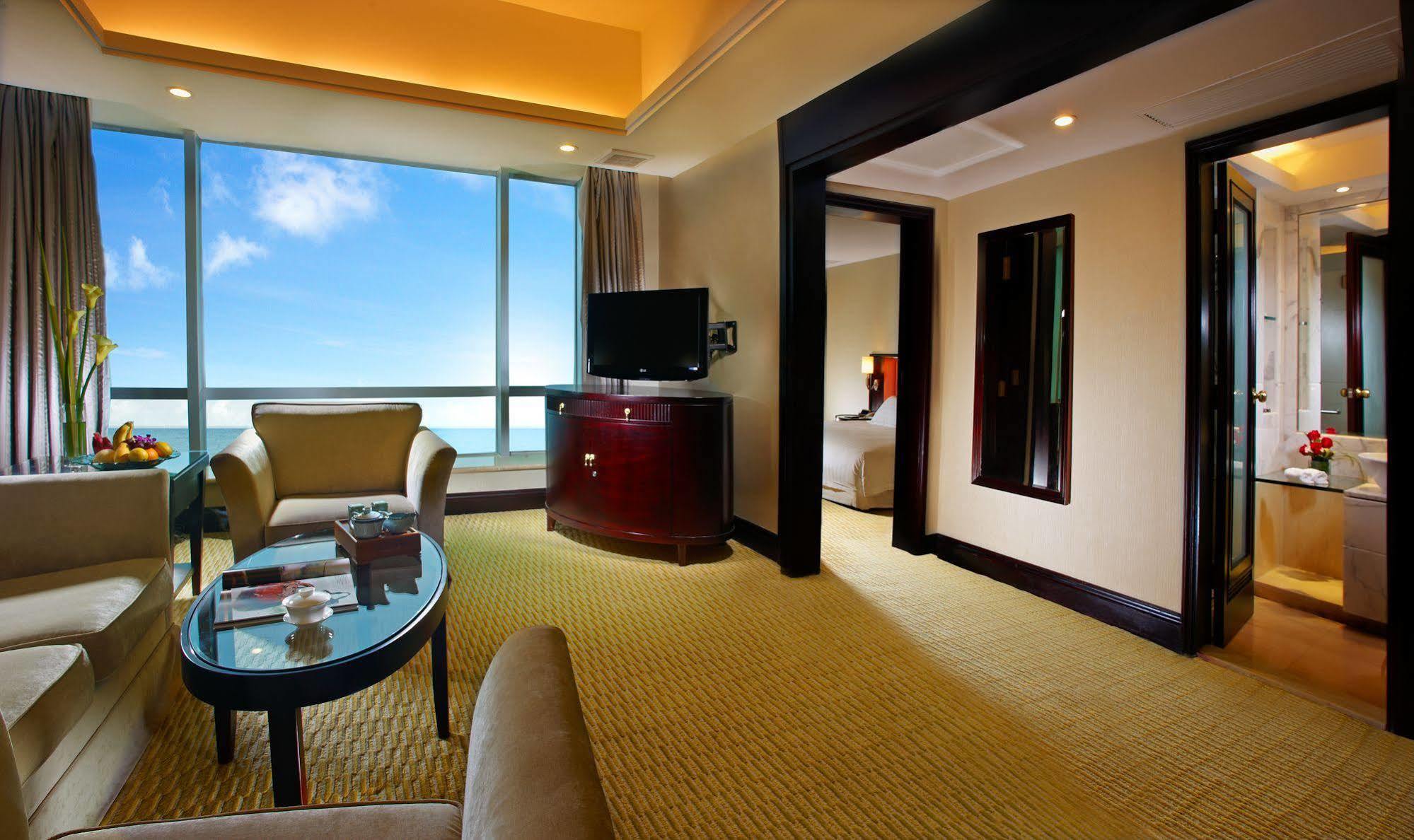 Grand Bay Hotel Zhuhai Exterior foto